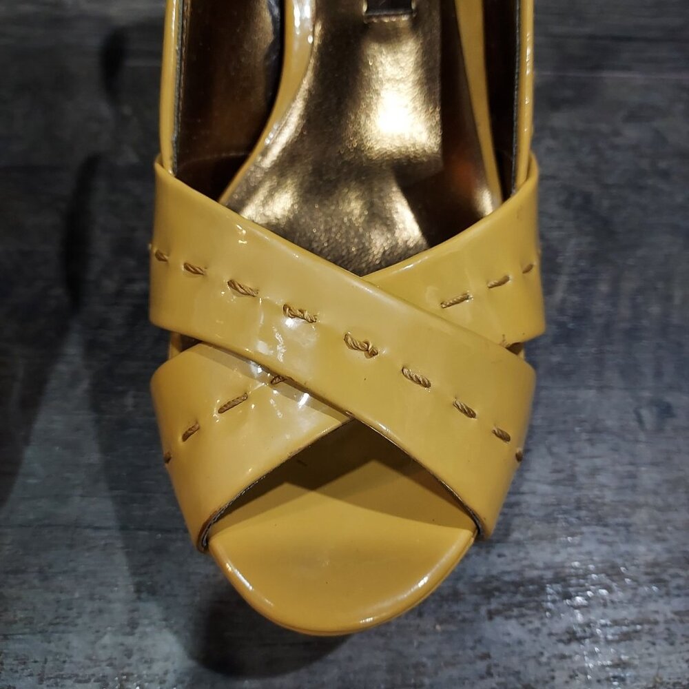 Chinese Laundry Yellow Patent Leather Slingback Brown Heels Pickstitch Size 7 - Picture 7 of 12